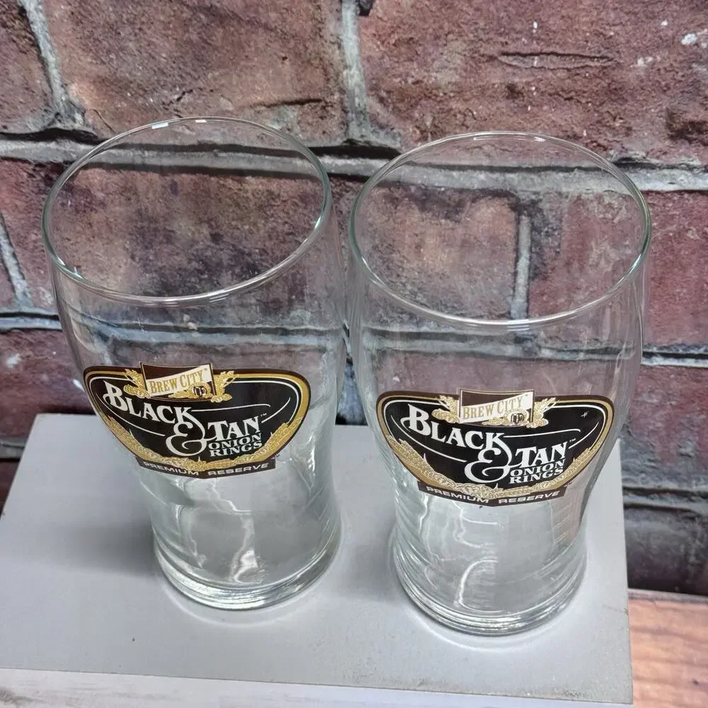 Brew City Pint Beer Glasses Black &‎ Tan Onion Rings 12-Ounce Barware Set of 2